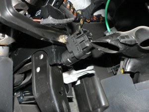 vymena_brzdoveho_spinaca_04