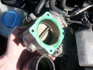 cistenie skrtiacej klapky 6