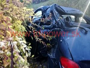 nehoda auta 2